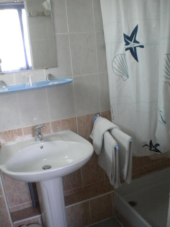Hotel L'Acropole Nissan-lez-Enserune Rom bilde
